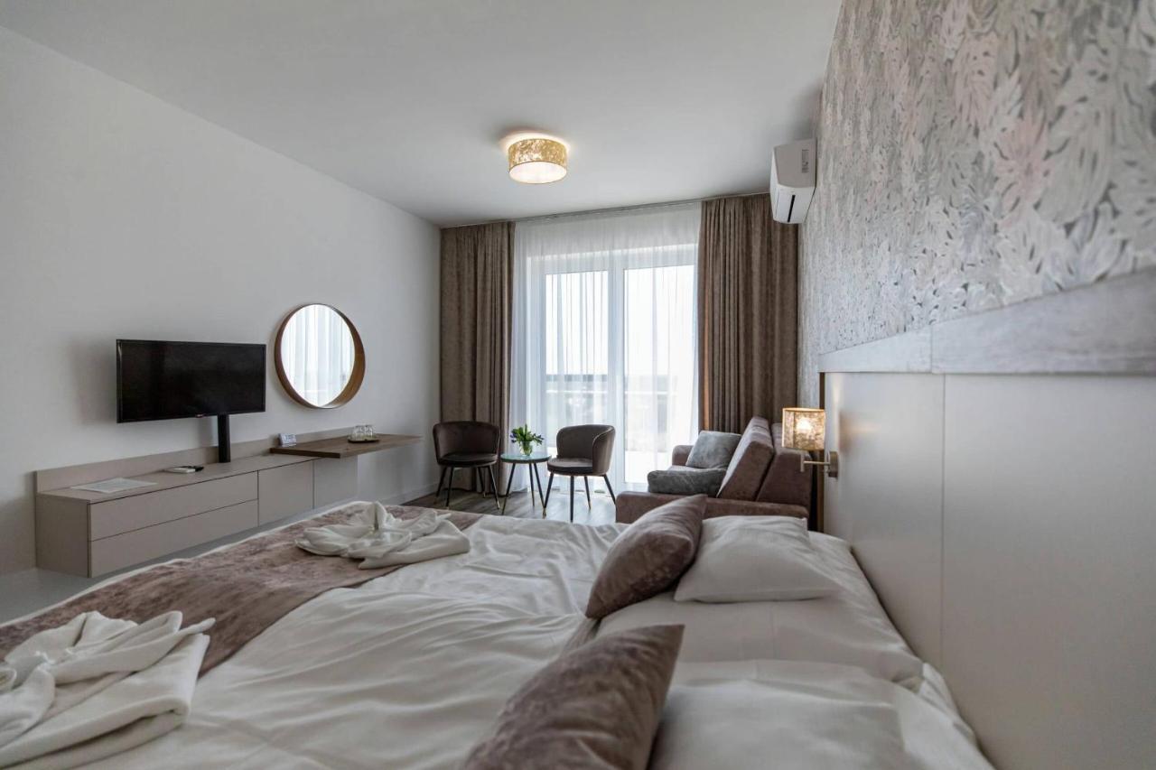 Aszuvilag Rezidencia With Sauna & Jacuzzi Legyesbenye Extérieur photo