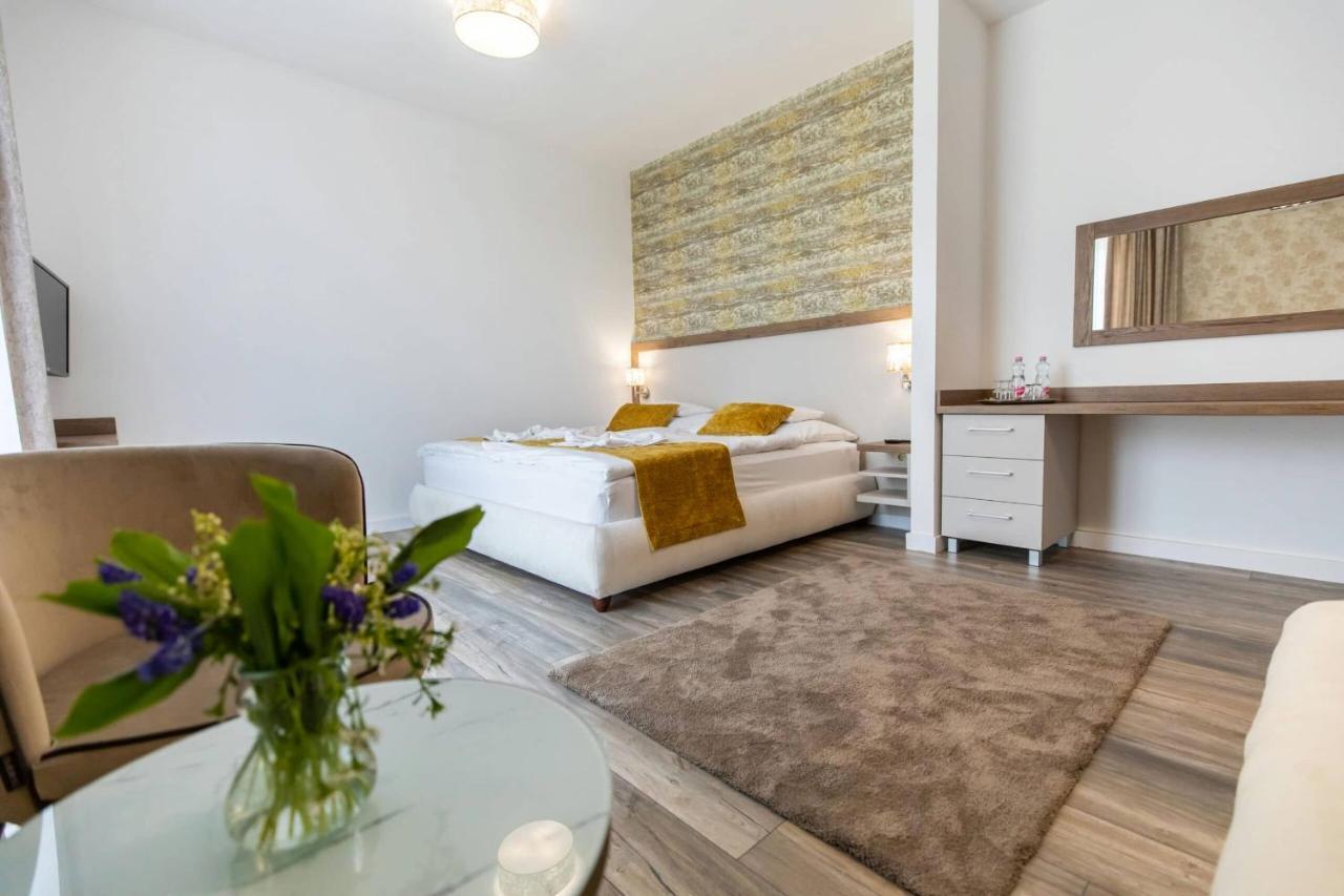 Aszuvilag Rezidencia With Sauna & Jacuzzi Legyesbenye Extérieur photo