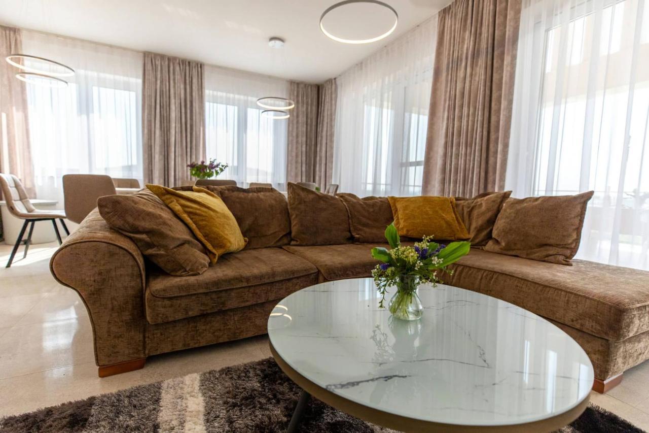 Aszuvilag Rezidencia With Sauna & Jacuzzi Legyesbenye Extérieur photo